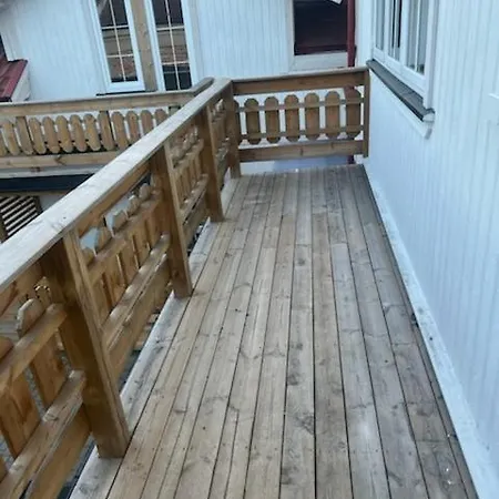 Lejlighed Stor & Moderne I Kanten Av Sentrum *