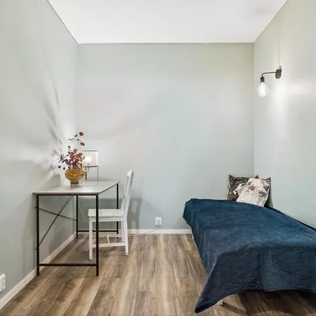 Stor & Moderne I Kanten Av Sentrum Lejlighed