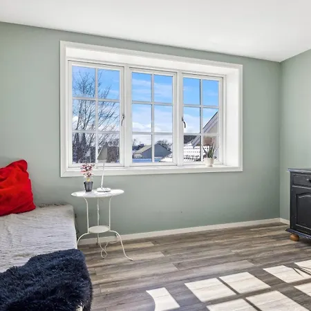 Apartment Stor & Moderne I Kanten Av Sentrum