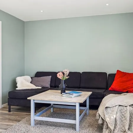 Stor & Moderne I Kanten Av Sentrum Lejlighed Skien